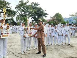 Read more about the article Selamat Datang Bapak Aris Dwikuswandi, S.Pd. MM Selaku Plt. Kepala Sekolah SMK Negeri 1 Murung Pudak